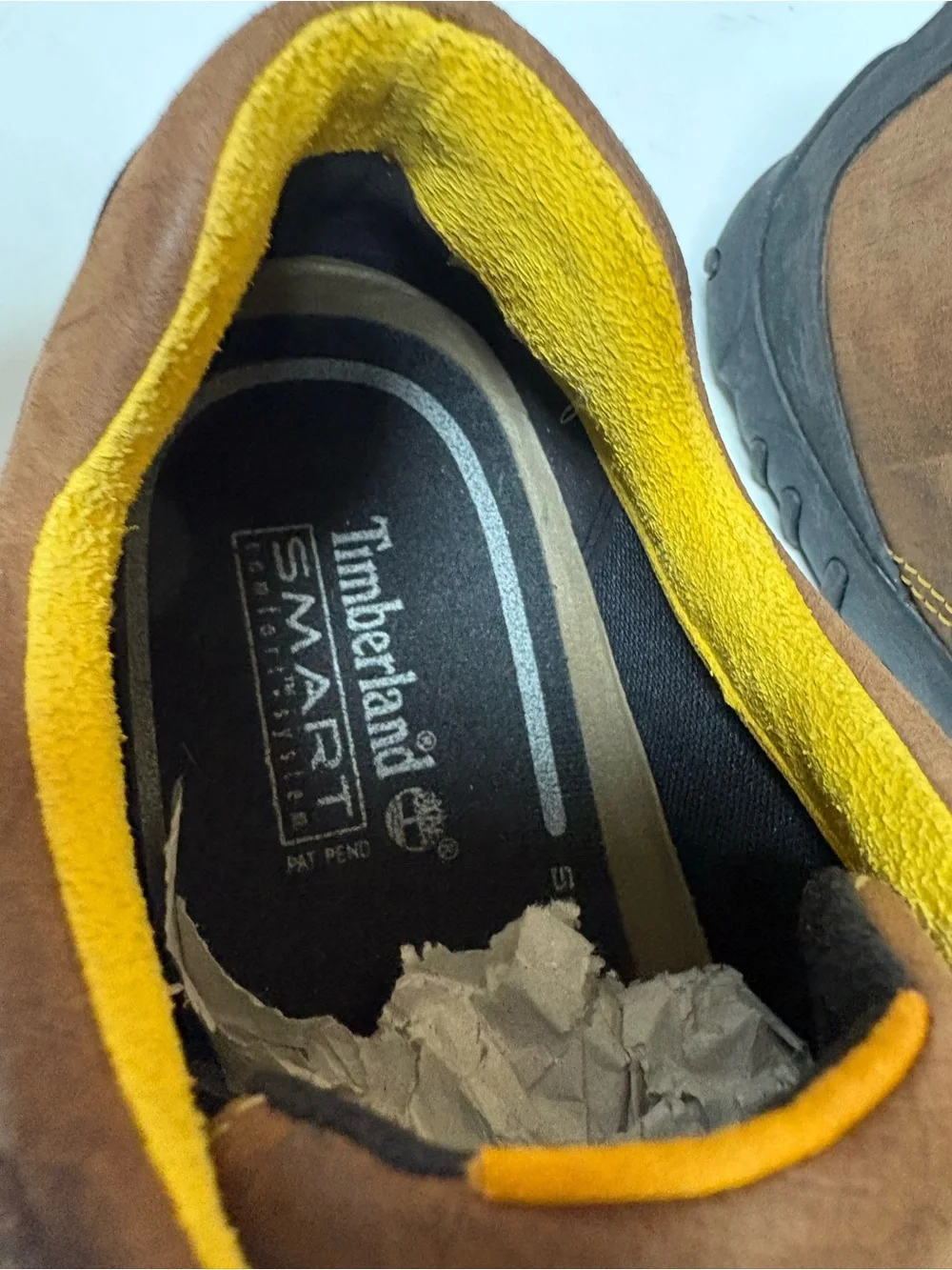 New sz 11M Timberland Brown Leather Outdoor Lace-Up Sneakers with Yellow Lining